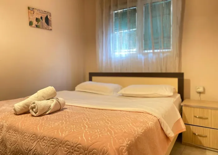 Apartamente&dhoma Me Qera Ditore