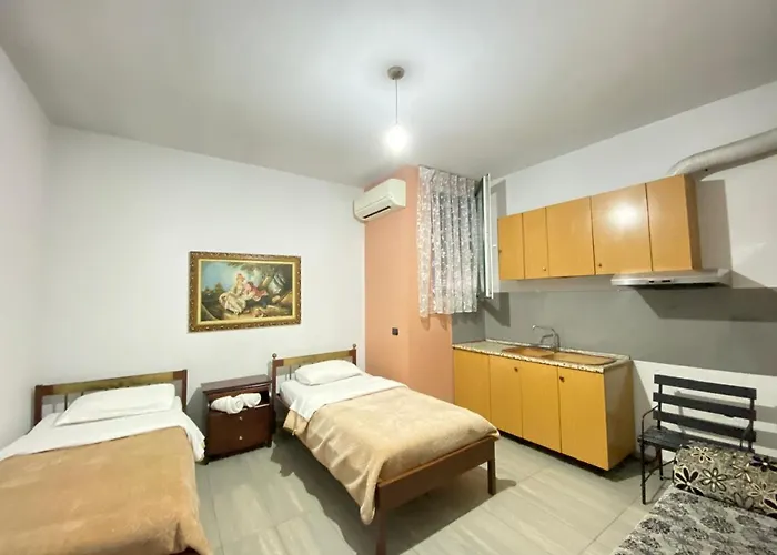 & Dhoma Me Qera Ditore Tirana